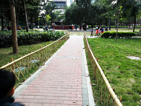 深圳横岗人民公园