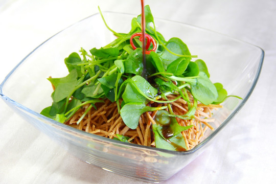 馓子荷兰菠菜