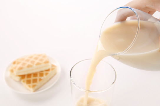 牛奶