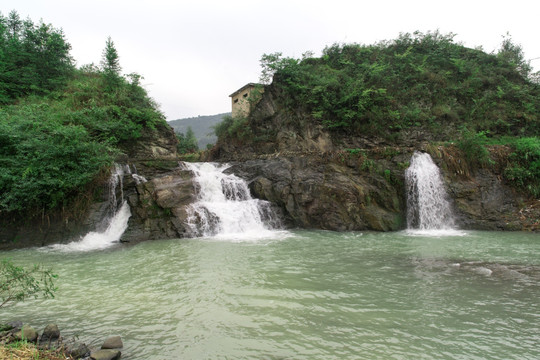 岑巩县思旸瀑布素材