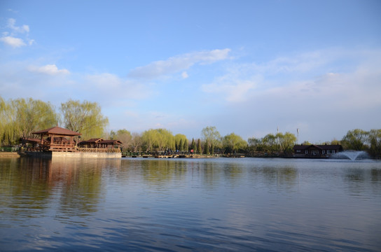 湖面美景