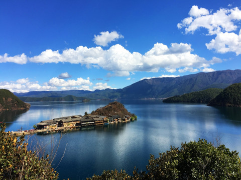 泸沽湖里格岛