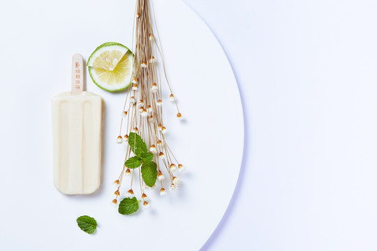 巧克力冰棒 冰淇淋 雪糕夏天的