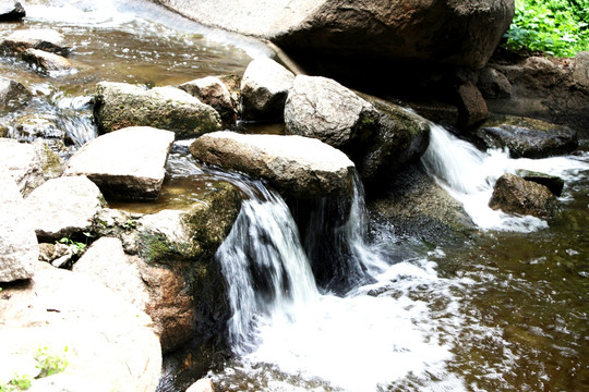 山涧流水 瀑布 山泉水 小溪