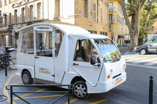 城市旅游车 接送客人电瓶车