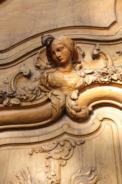 门上的雕刻 人物木雕 浮雕