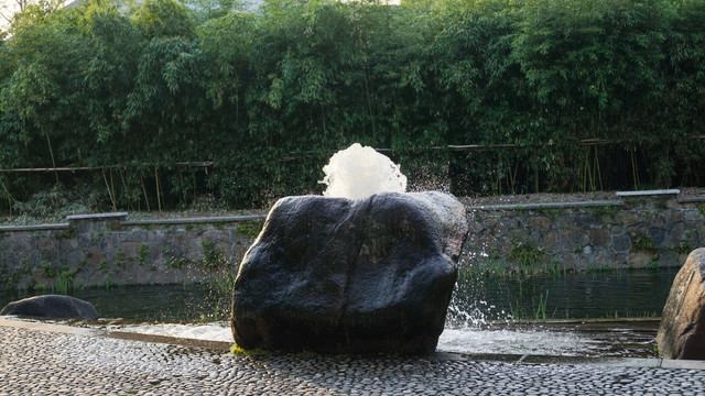 石头造型喷泉