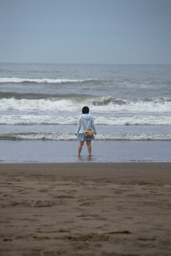海边 女孩
