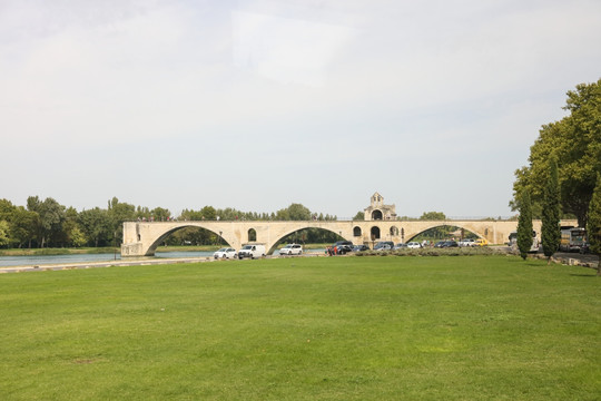 阿维尼翁桥 圣贝内泽桥 断桥