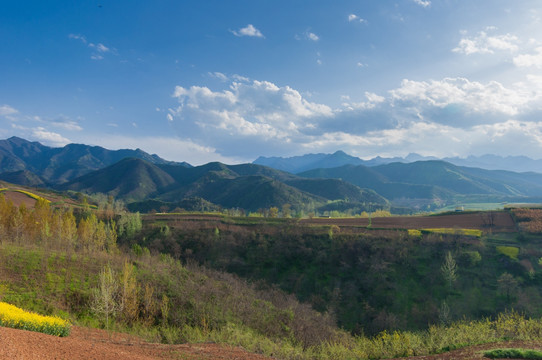 秦岭山