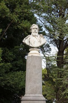 人物塑像 教皇宫花园里的塑像