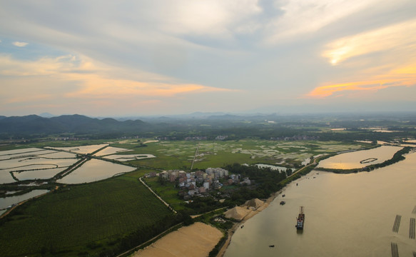 河流 丹江 日落