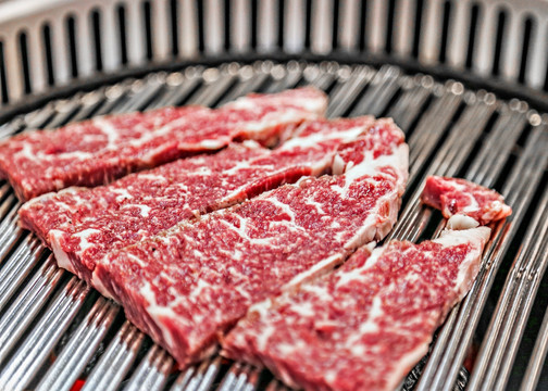 烤雪花牛肉