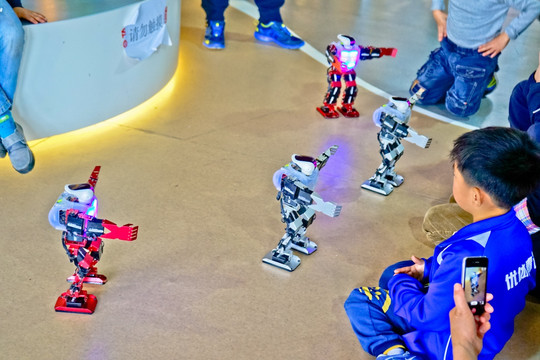 机器人跳舞 儿童培训