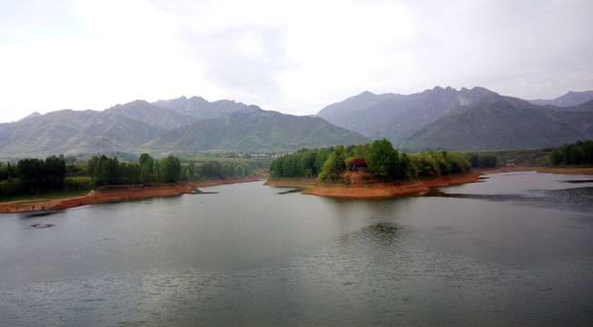 陕西最美的秦岭山下许家沟水库