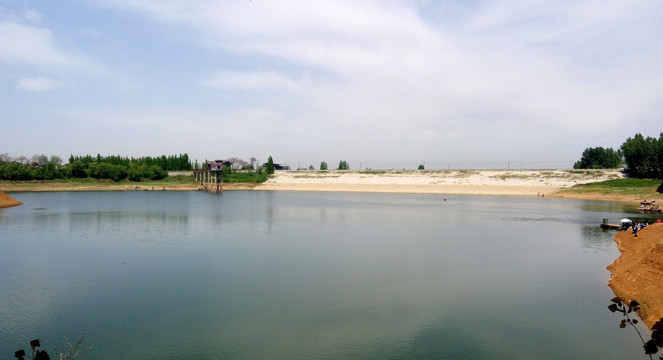 陕西最美秦岭山下许家沟水库