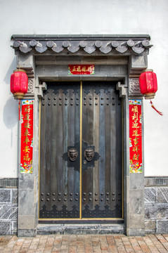 中式古建筑民居宅院大门门头