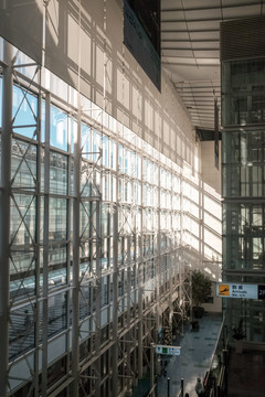 机场 玻璃墙