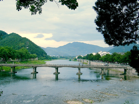 石礅桥