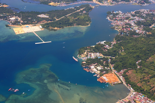 印尼Kendari海湾航拍港口