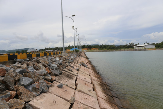 印尼码头引桥护坡结构