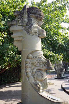 神兽瑞兽石刻 鱼雕塑石柱