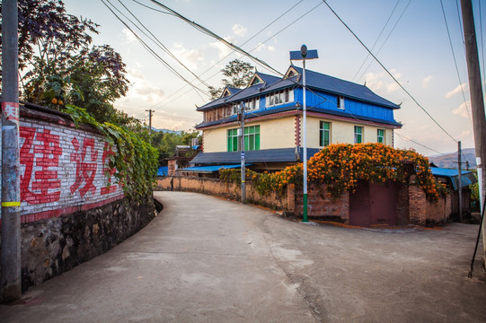 曼景坎村 傣村街道