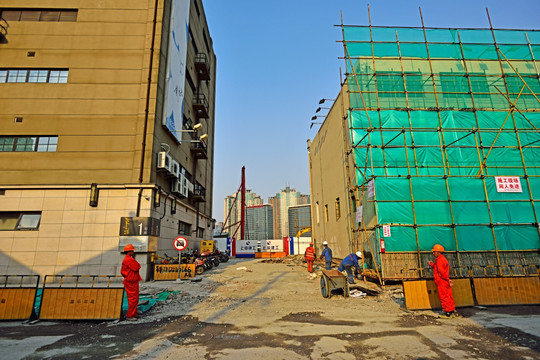 上海 外马路施工