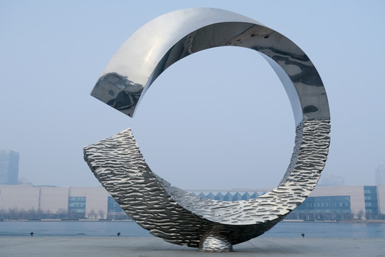 水上月 城市雕塑 天津文化中心