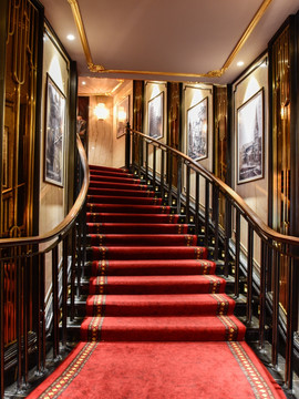 百乐门大饭店舞厅的楼梯