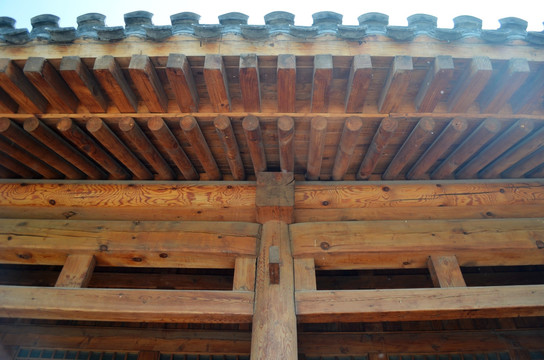 屋檐