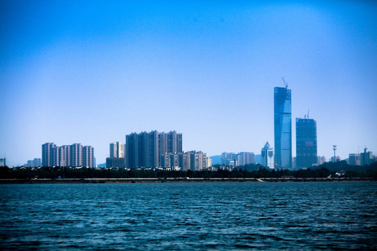 镇江剪影