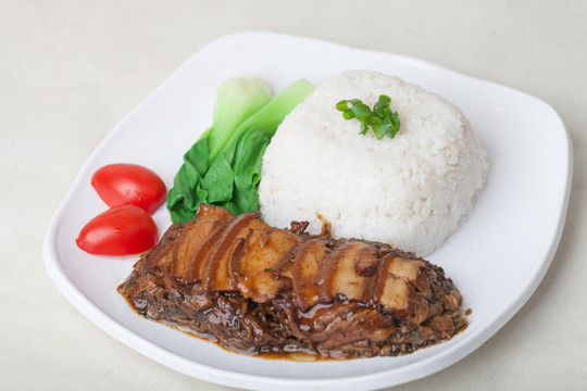 梅菜扣肉饭