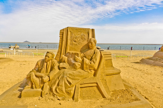 沙滩雕塑高清 老上海人物