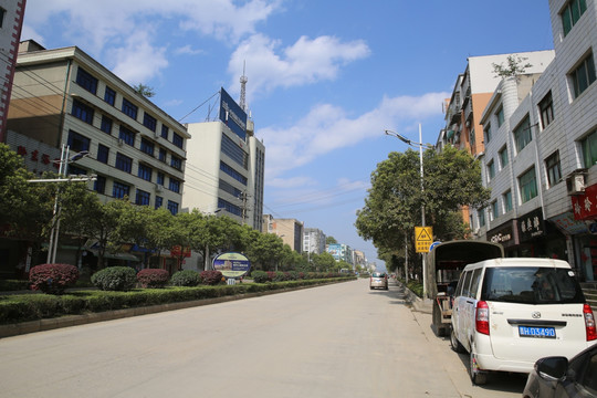 2013年岑巩改造前的街景