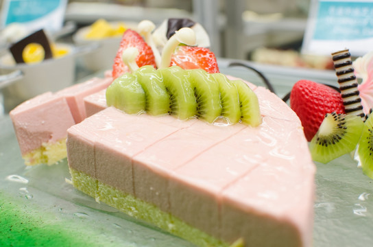 草莓奶油芝士蛋糕 （1）