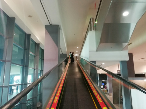 吉隆坡机场滚梯