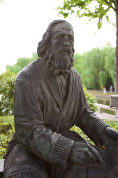 俄国化学家门捷列夫雕像