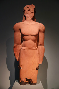 公元前4世纪沙特男性石雕像
