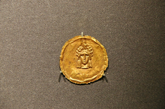 公元11世纪泰伊黄金金币