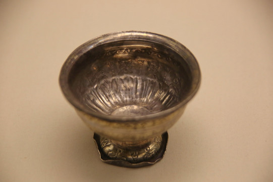 公元3世纪卡耶特法奥银长柄银杯