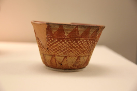 公元前1世纪卡耶特法奥彩陶杯