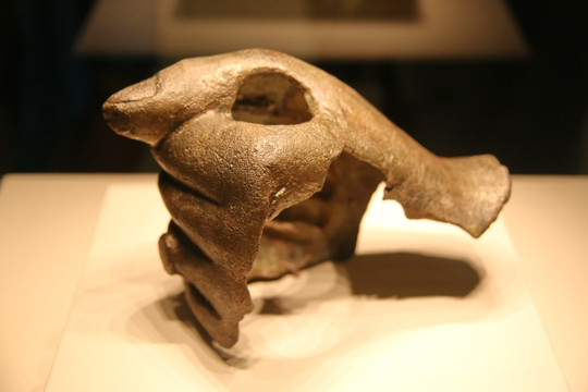 公元前3世纪卡耶特法奥出土青铜