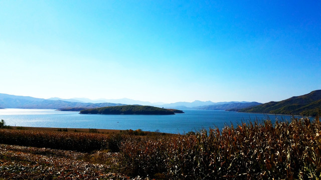 吉林松花湖五虎岛风光