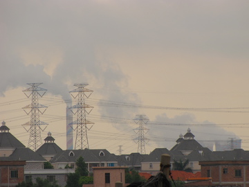 工厂废气排放 