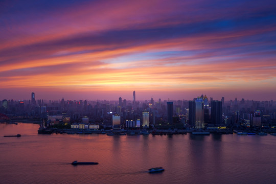 彩霞满天