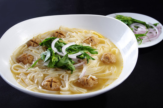 越式牛肉丸汤河粉