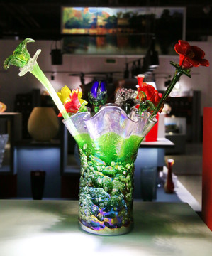 玻璃工艺品月季花和花瓶