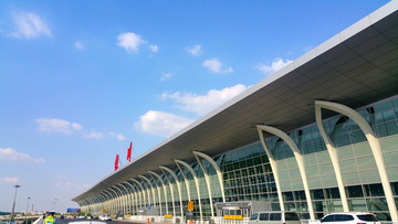 机场