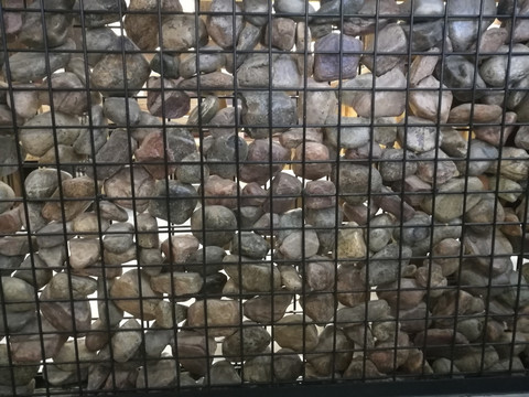 石头 钢丝网 装修 围栏 石